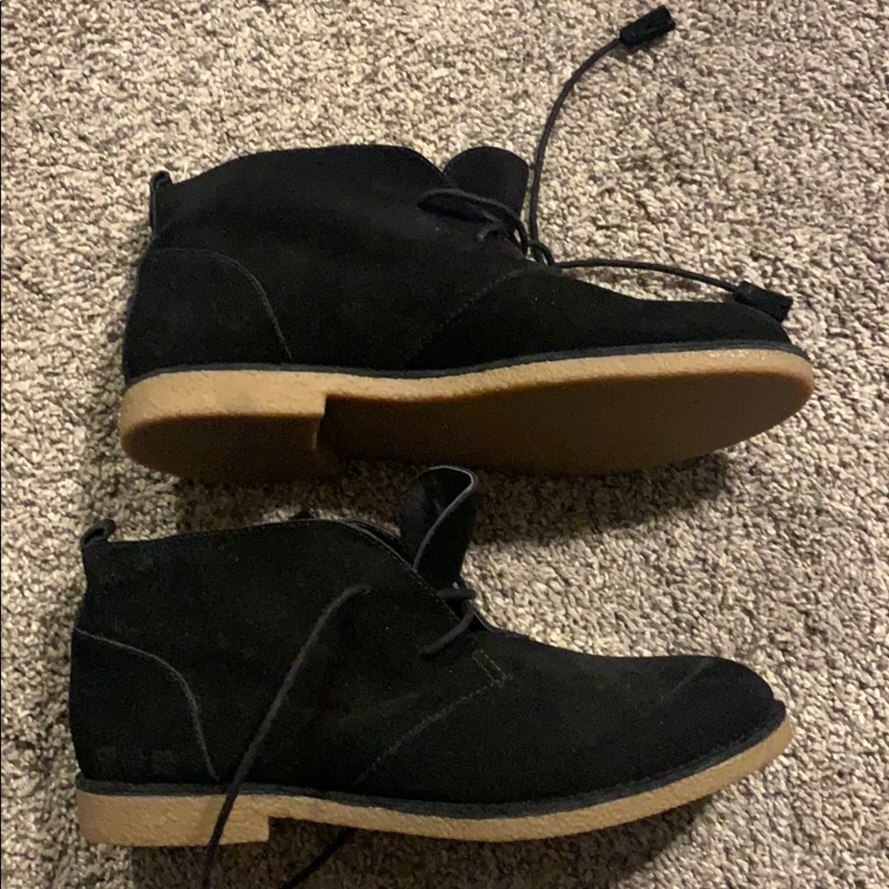 Never worn lucky brand booties